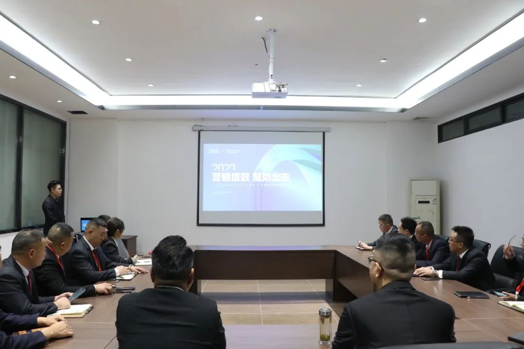 “營銷增效，聚勢出擊”——綠蘋果瓷磚品牌精英特訓營圓滿召開！